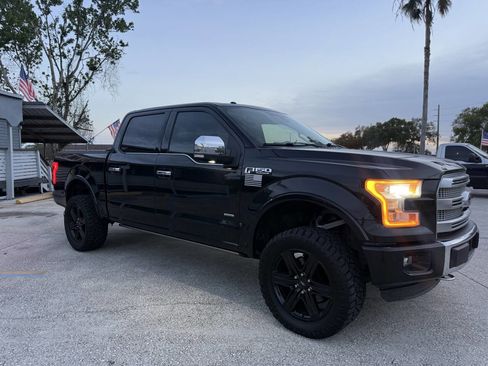 Used 2015 Ford F150 Platinum w/ Equipment Group 701A Luxury image 6