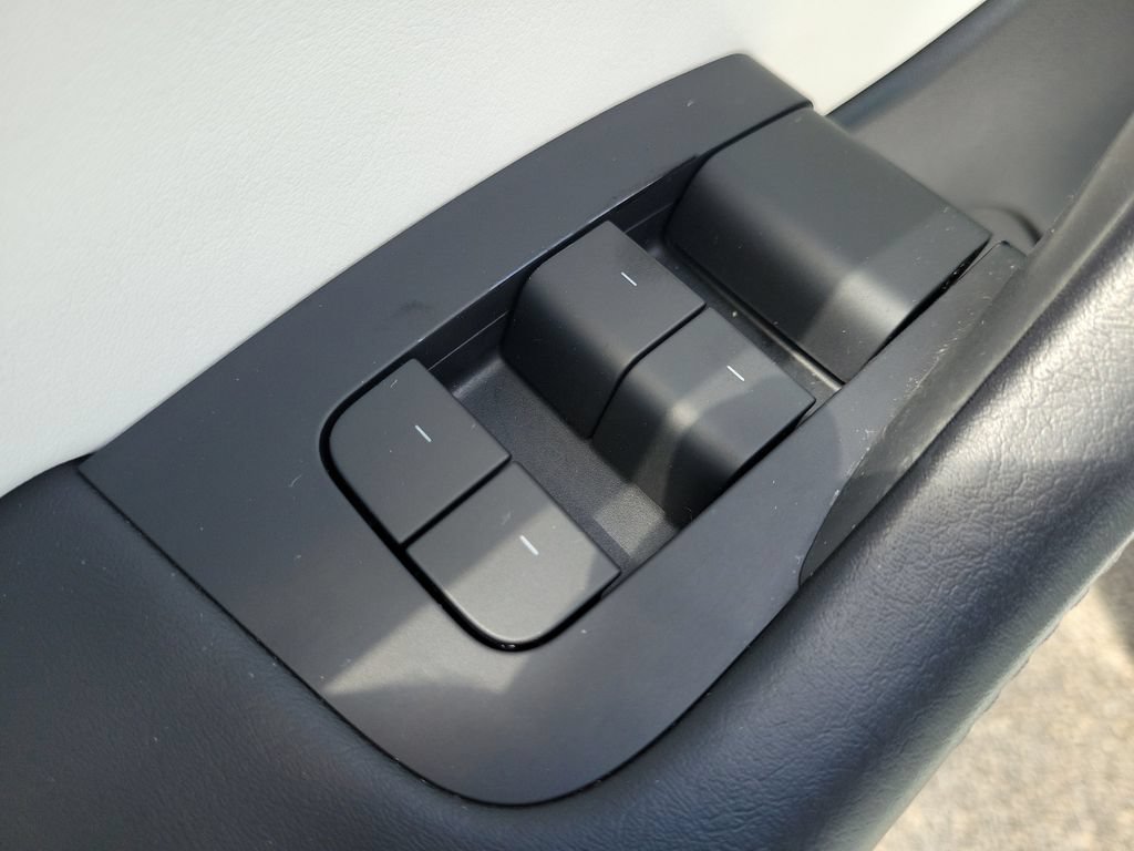 Used 2022 Tesla Model Y Performance AWD/4WD image 13