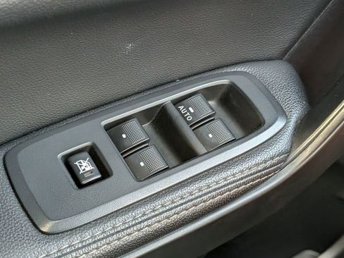 Used 2022 Ford Ranger Lariat w/ Equipment Group 501A High image 12