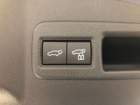 New 2026 Subaru Solterra Premium w/ Premium Convenience Package image 12