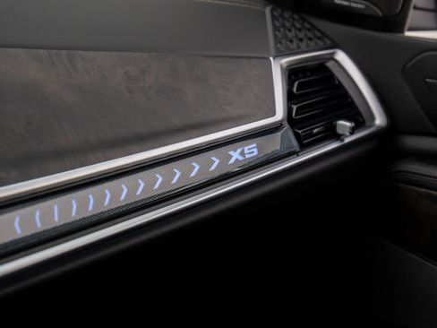 New 2026 BMW X5 xDrive50e w/ Executive Package image 27