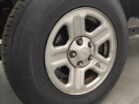 Used 2014 Jeep Wrangler Sport image 31