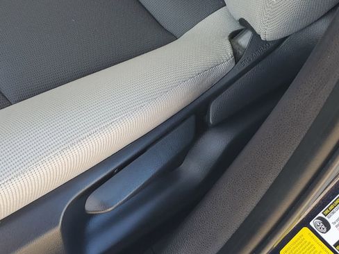 Certified 2023 Toyota Corolla LE FWD image 16