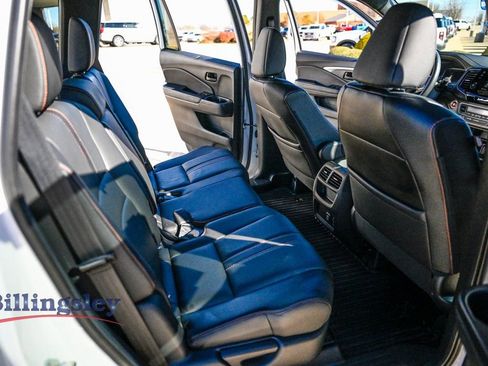 Used 2022 Honda Passport TrailSport image 14