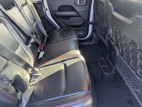 Used 2019 Jeep Wrangler Unlimited Rubicon image 22