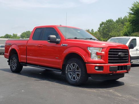 Used 2016 Ford F150 XLT w/ Equipment Group 301A Mid AWD/4WD image 3