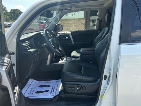 Used 2021 Toyota 4Runner Limited RWD image 14