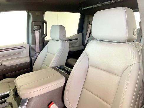 Used 2024 GMC Sierra 1500 SLT w/ SLT Premium Plus Package image 14