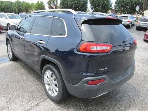Used 2016 Jeep Cherokee Limited AWD/4WD image 5