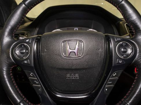 Used 2021 Honda Ridgeline Black Edition image 19