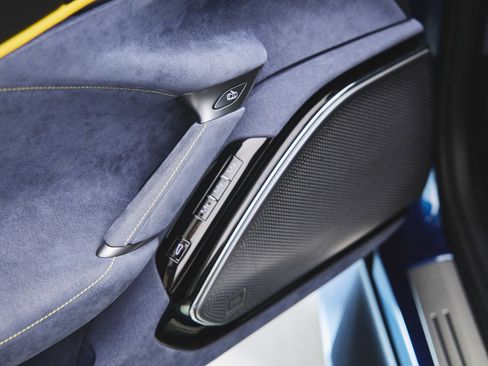 Used 2024 Ferrari Roma image 28