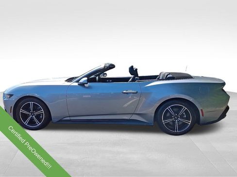 Used 2024 Ford Mustang Convertible RWD image 4