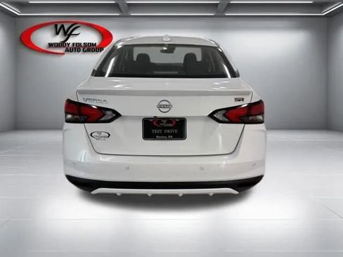 New 2025 Nissan Versa SR w/ Trunk Package image 7