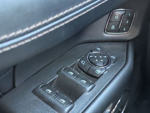 Used 2020 Ford Expedition Platinum image 13