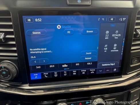 New 2026 Ford F250 Lariat w/ Black Appearance Package image 17