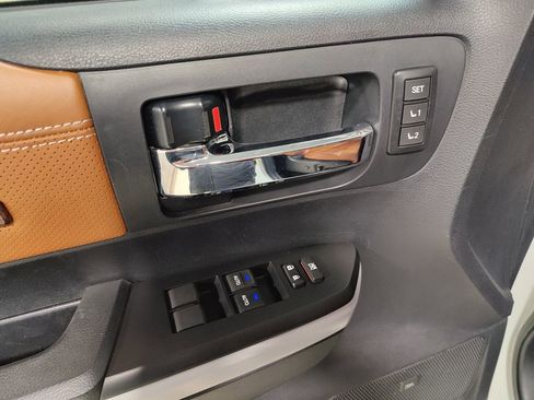 Used 2020 Toyota Tundra 1794 Edition image 23
