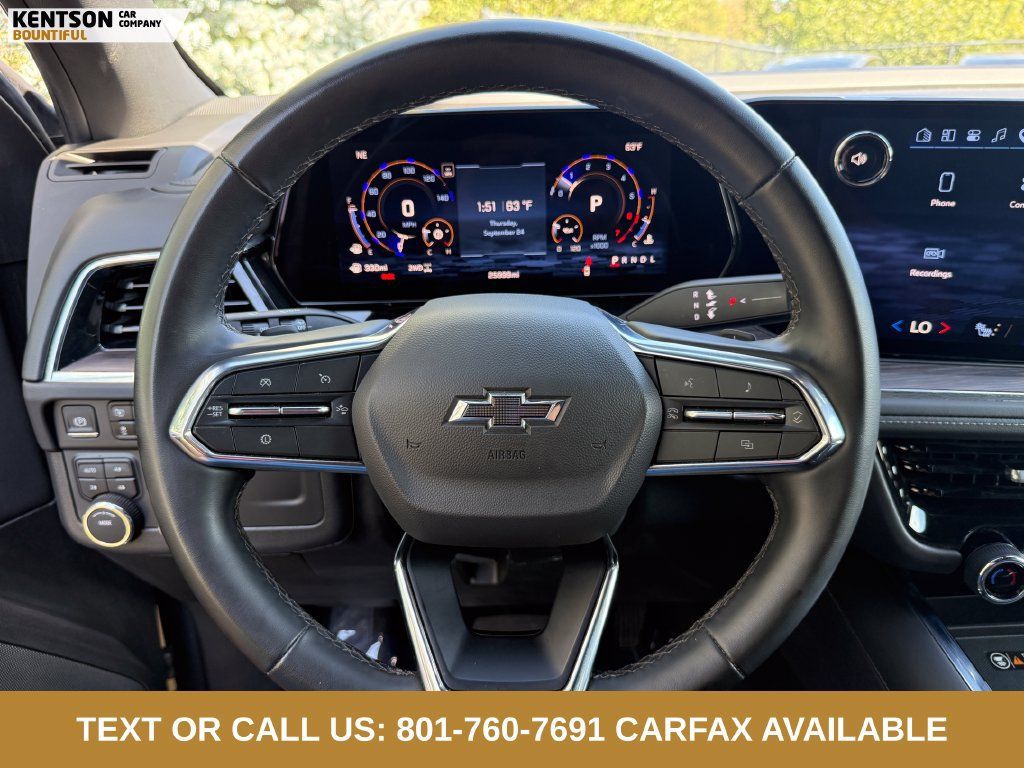 Used 2025 Chevrolet Suburban Z71 AWD/4WD image 14