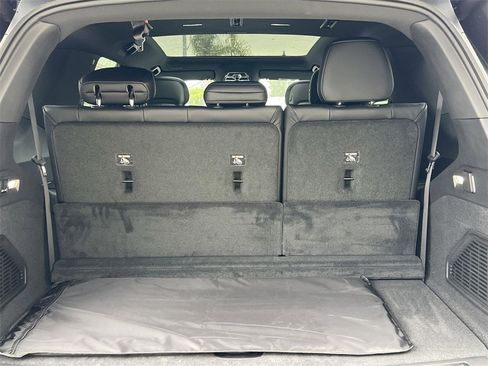 New 2026 Cadillac Escalade IQL Luxury image 32