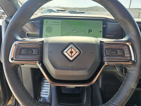 Used 2024 Rivian R1S Adventure AWD/4WD image 24