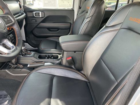 Used 2022 Jeep Gladiator Mojave w/ LED Lighting Group image 21