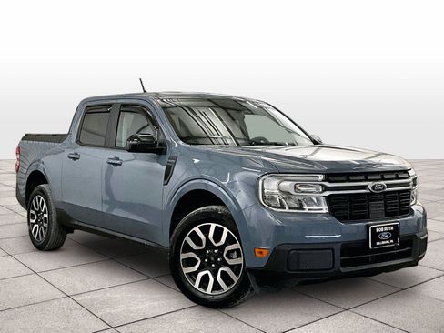 Used 2024 Ford Maverick Lariat FWD image 2