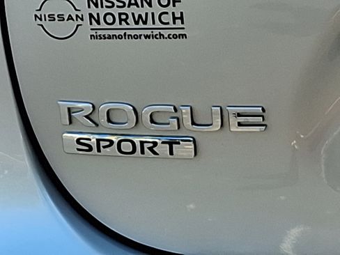 Certified 2022 Nissan Rogue Sport SL image 29