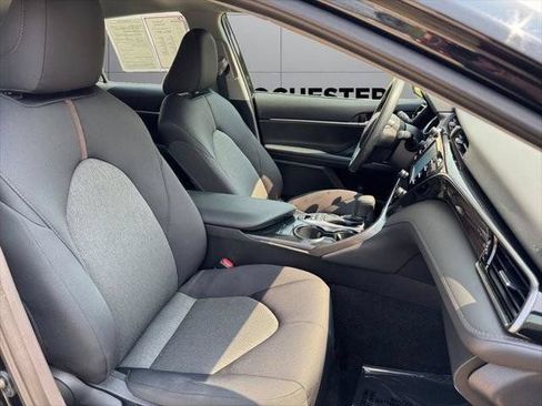 Used 2019 Toyota Camry LE FWD image 79