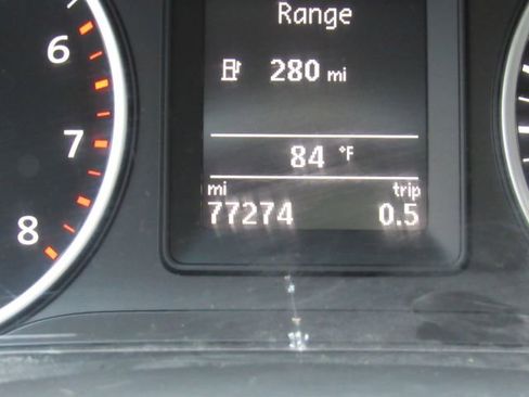 Used 2017 Volkswagen Tiguan Wolfsburg Edition image 38