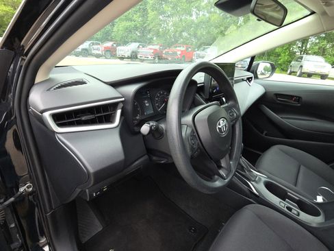 Used 2024 Toyota Corolla LE FWD image 14