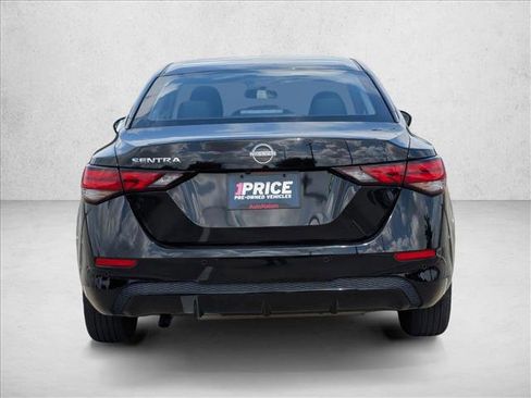 Used 2025 Nissan Sentra S image 7