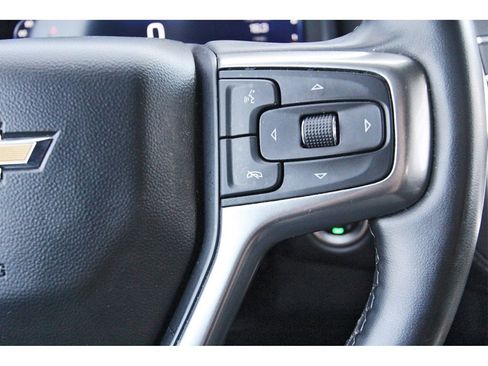 Used 2024 Chevrolet Suburban LT image 13