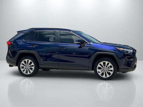Used 2025 Toyota RAV4 XLE Premium FWD image 4