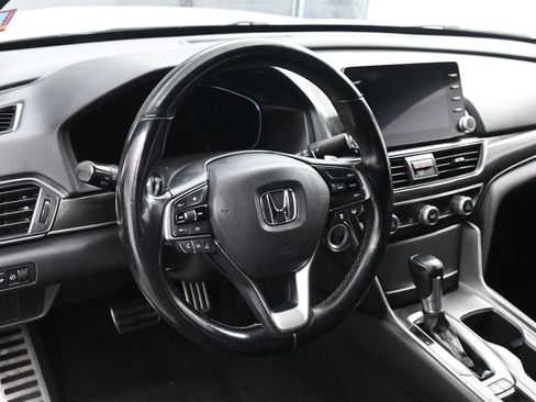 Used 2019 Honda Accord Sport image 26