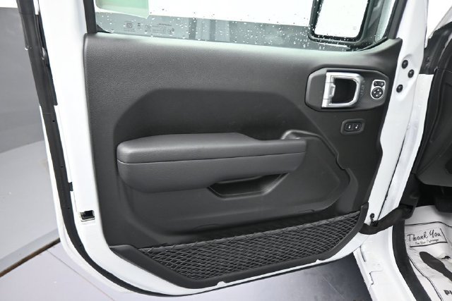 New 2026 Jeep Gladiator Sport AWD/4WD image 25