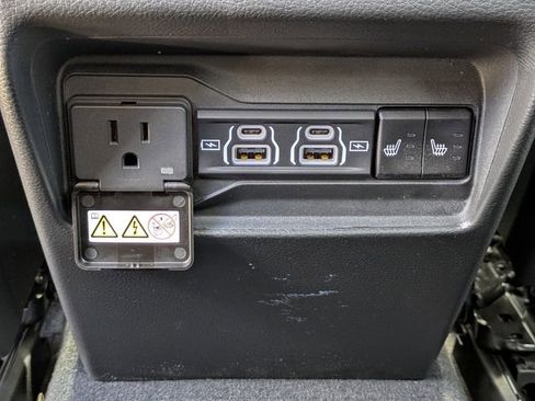 New 2025 Jeep Grand Cherokee Overland w/ Adv Protech Group III image 16