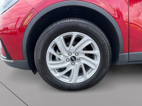 Used 2024 Lincoln Corsair FWD image 9