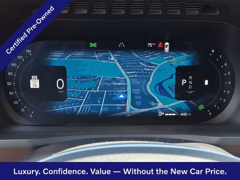 Certified 2025 Volvo XC90 B6 Plus AWD/4WD image 21