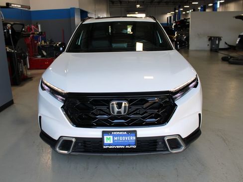 Used 2024 Honda CR-V Sport Touring image 2