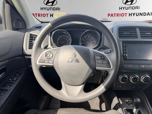 Used 2024 Mitsubishi Outlander Sport ES AWD/4WD image 13
