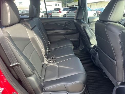 Used 2023 Honda Passport EX-L image 10