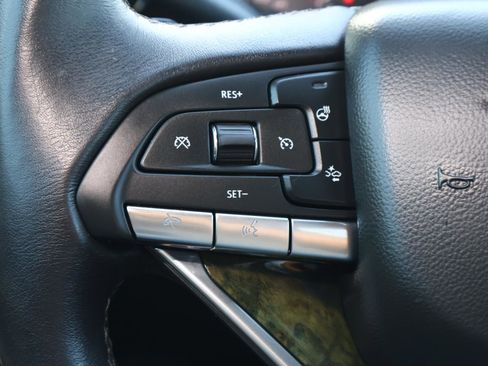 Certified 2024 Cadillac XT6 Premium Luxury image 30