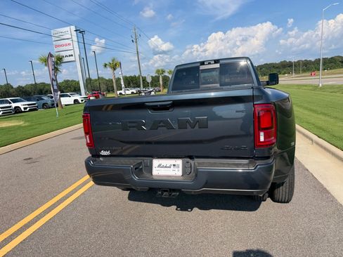 New 2026 RAM 3500 Laramie w/ Night Edition AWD/4WD image 9