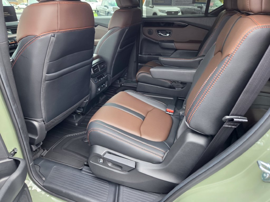 Used 2026 Honda Pilot TrailSport image 19