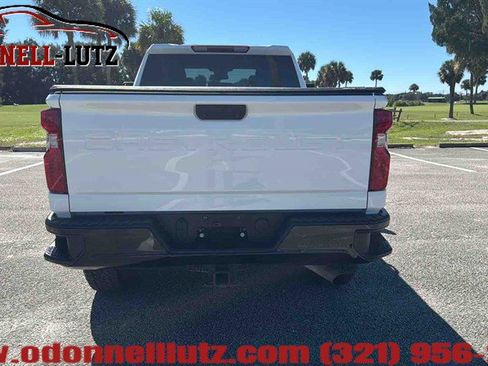 Used 2024 Chevrolet Silverado 2500 Custom w/ Custom Convenience Package image 9