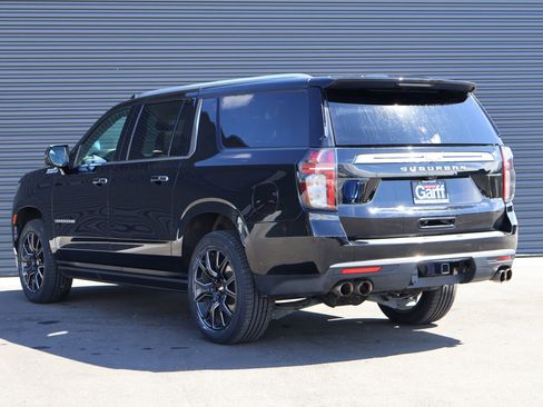 Used 2021 Chevrolet Suburban High Country w/ Premium Package AWD/4WD image 7
