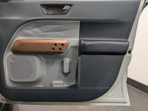 Used 2022 Ford Maverick Lariat w/ Equipment Group 500A Standard image 27