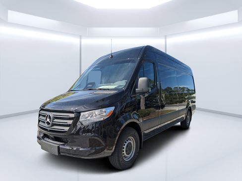New 2025 Mercedes-Benz Sprinter 2500 image 7