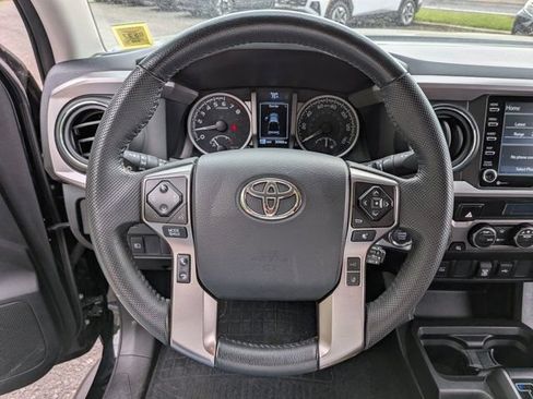 Certified 2023 Toyota Tacoma SR5 AWD/4WD image 18
