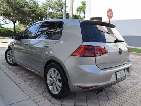 Used 2015 Volkswagen Golf TDI S FWD image 5