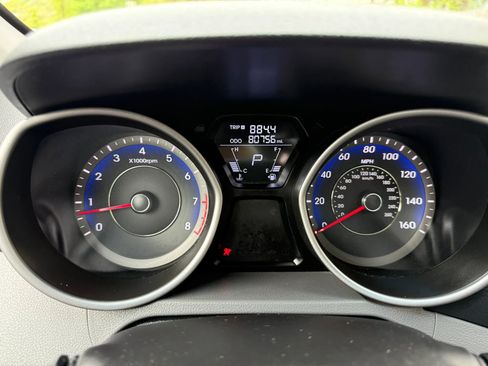Used 2013 Hyundai Elantra Limited FWD image 39
